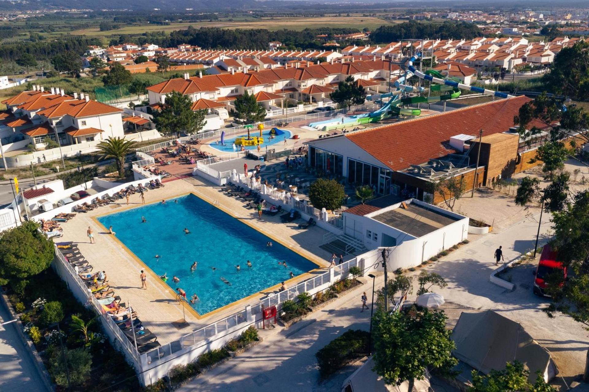 Hotel Kampaoh São Martinho do Porto Zewnętrze zdjęcie